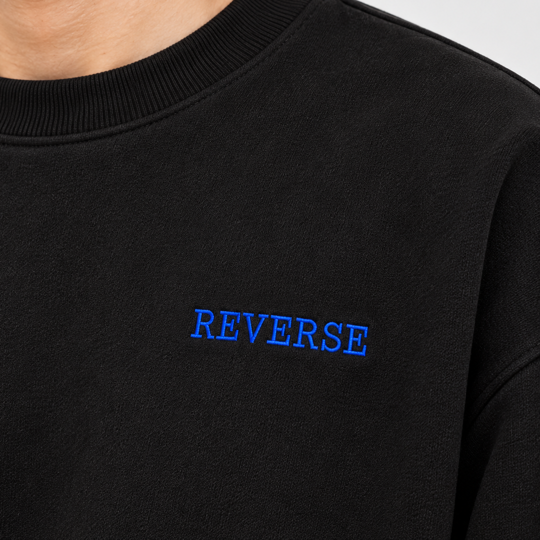 "REVERSE" Minimalist Chest Printed Sweatshirt – Jet Black Secondary image